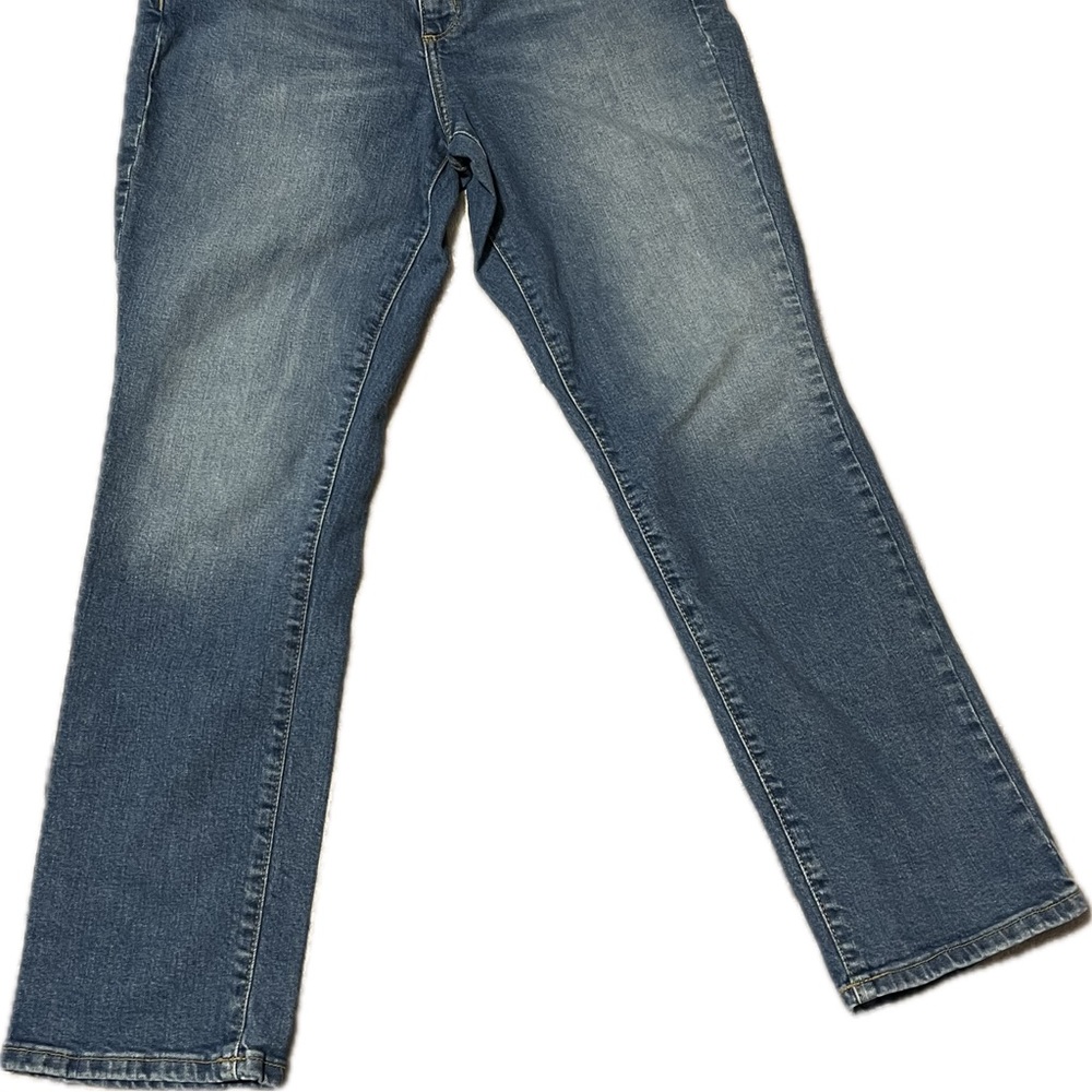 Universal Thread high rise straight cut jeans. 10R